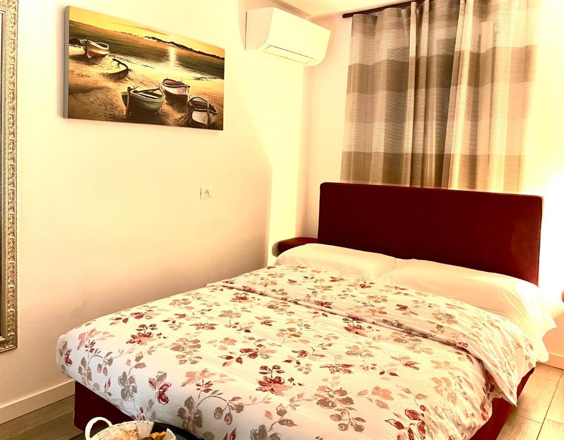 Ferienwohnung Dimora Di Charme Peschiera Del Garda Exterior foto